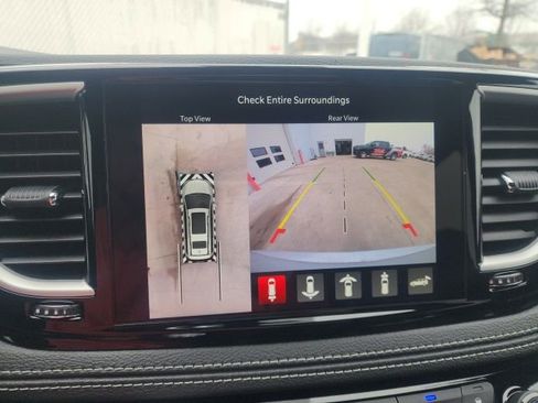 New 2026 Chrysler Pacifica Select FWD image 2