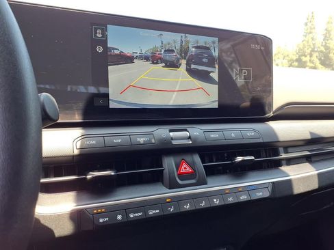 Certified 2025 Kia K4 FWD image 17