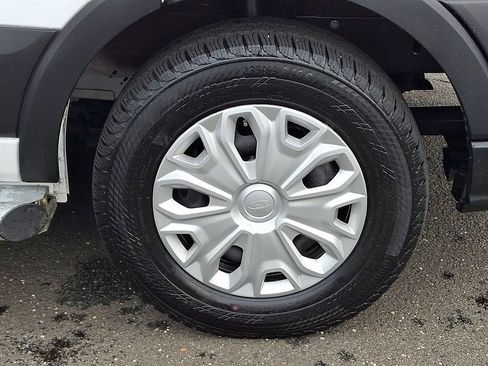 Used 2025 Ford Transit 250 Low Roof w/ Exterior Upgrade Package RWD image 8