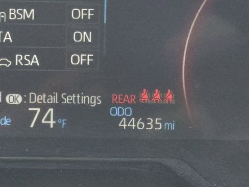 Used 2025 Toyota RAV4 XLE w/ Convenience Package FWD image 16