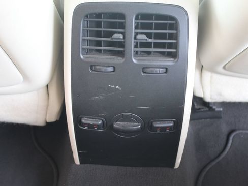 Used 2010 Lincoln MKS FWD image 14