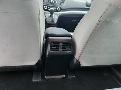 Used 2015 Honda CR-V LX image 13