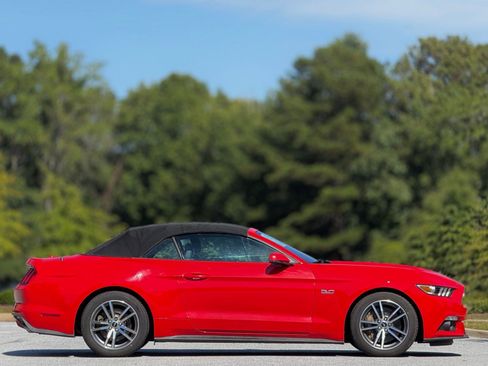 Used 2015 Ford Mustang GT Premium image 11