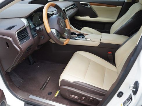 Used 2018 Lexus RX 350 FWD w/ Premium Package image 7