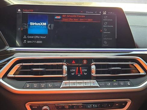 Used 2021 BMW X5 xDrive40i w/ M Sport Package image 15