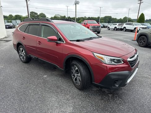 Used 2022 Subaru Outback Limited w/ Popular Package #2 AWD/4WD image 3