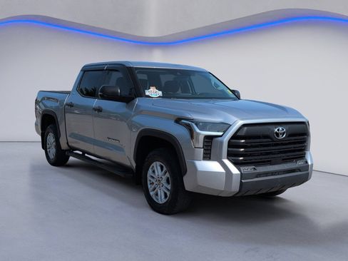Used 2024 Toyota Tundra SR5 w/ SR5 Convenience Package AWD/4WD image 10