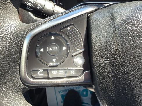 Used 2018 Honda CR-V EX image 12