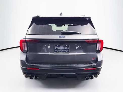 Used 2025 Ford Explorer ST w/ Sun And Sound Package AWD/4WD image 8