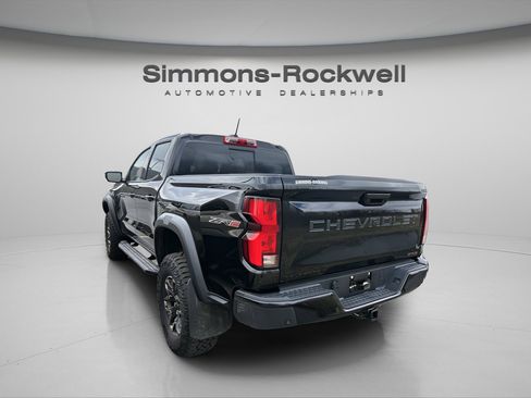 Used 2024 Chevrolet Colorado ZR2 w/ ZR2 Convenience Package III image 6