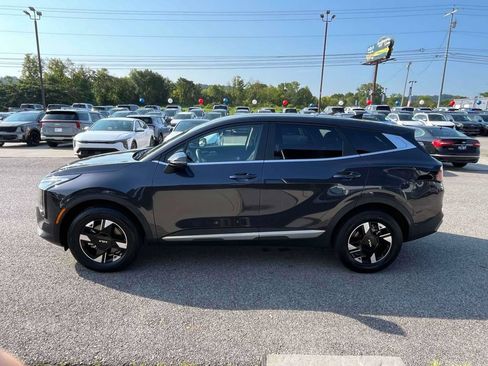Certified 2026 Kia Sportage LX w/ LX Convenience Package AWD/4WD image 32