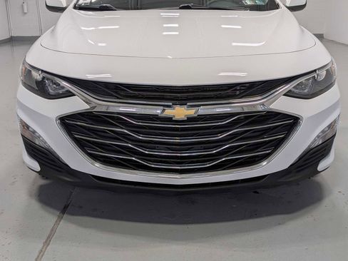 Certified 2022 Chevrolet Malibu LT FWD image 2