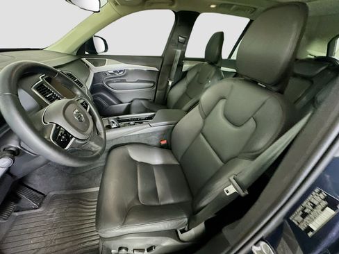 Used 2025 Volvo XC90 B5 Core w/ Protection Package Premier AWD/4WD image 13
