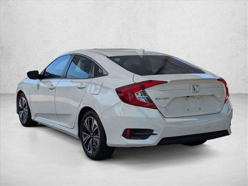Used 2017 Honda Civic EX-T image 7