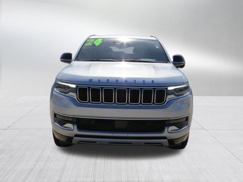 Used 2024 Jeep Wagoneer Series II AWD/4WD image 9