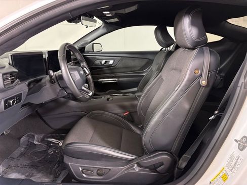 Used 2024 Ford Mustang Coupe RWD image 16
