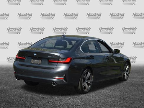Used 2019 BMW 330i Sedan w/ Premium Package image 11
