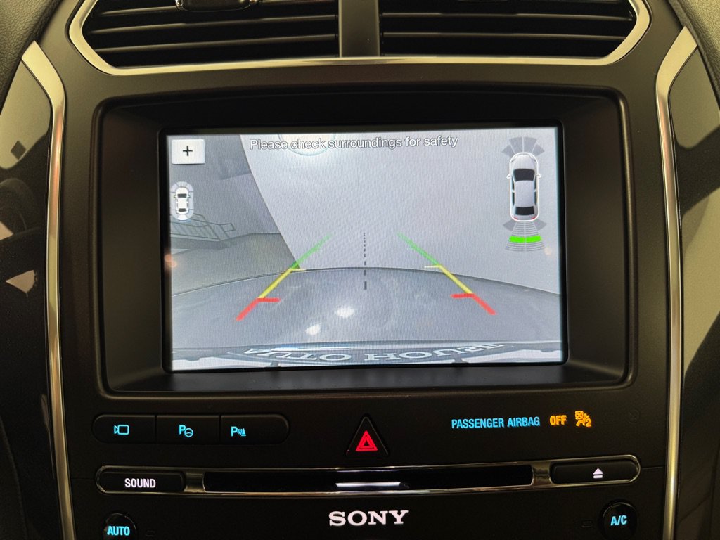 Used 2018 Ford Explorer Limited w/ Equipment Group 301A FWD image 18