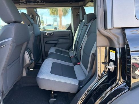 New 2025 Ford Bronco 4-Door image 15