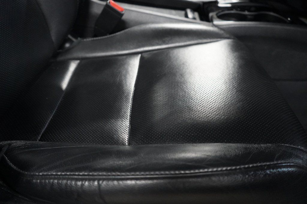 Used 2019 Honda Pilot Elite image 32