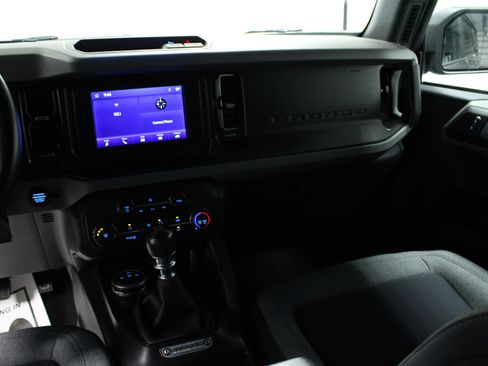 Used 2022 Ford Bronco Big Bend image 19