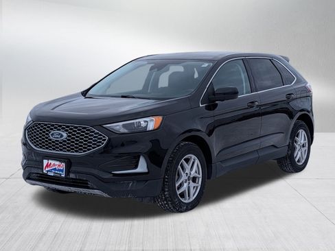 Used 2023 Ford Edge SEL image 3