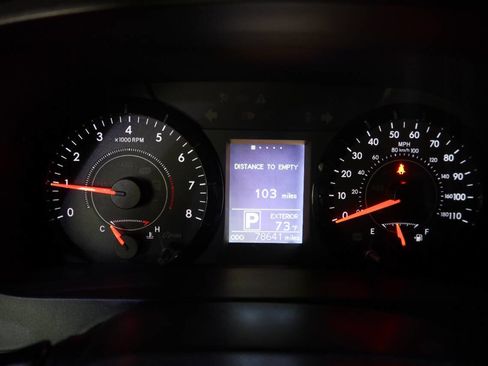 Used 2015 Toyota Sienna LE image 23