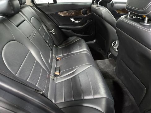 Used 2017 Mercedes-Benz C 300 4MATIC Sedan image 49