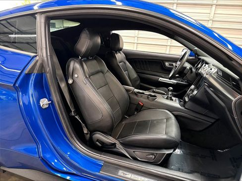 Used 2018 Ford Mustang GT Premium w/ GT Performance Package RWD image 24