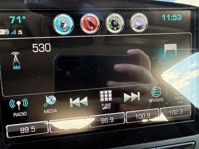 Used 2018 Chevrolet Malibu LT FWD image 28