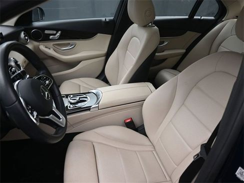 Used 2019 Mercedes-Benz C 300 Sedan image 33