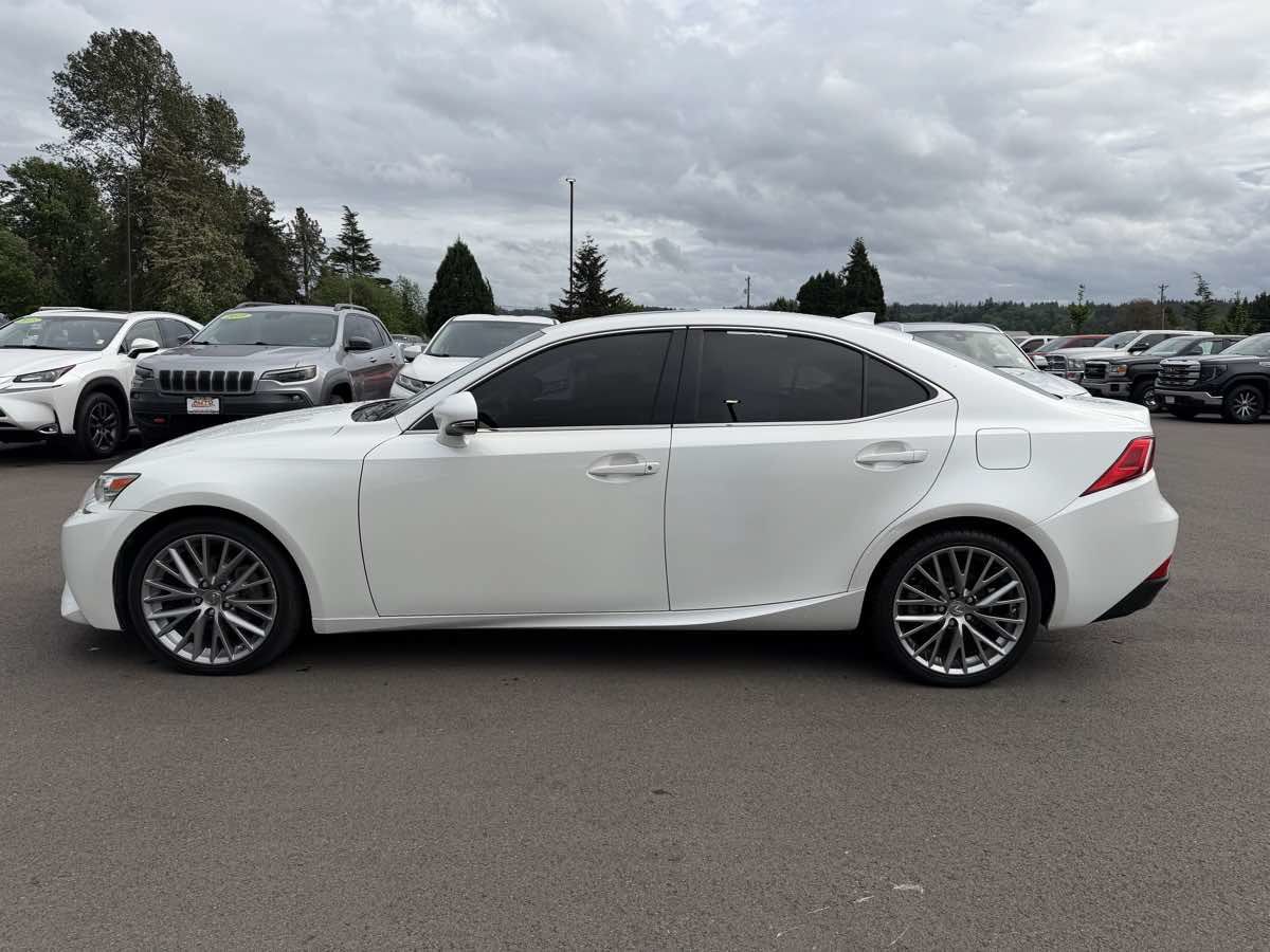 Used 2015 Lexus IS 250 w/ Navigation System Package RWD image 5