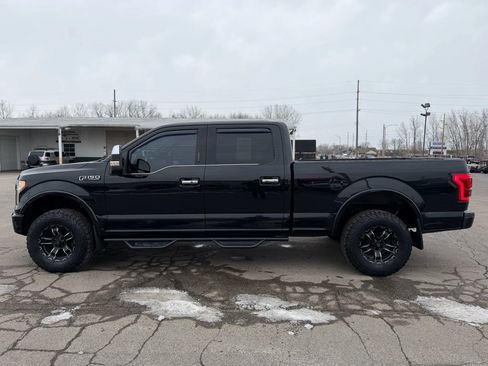 Used 2016 Ford F150 Platinum w/ Equipment Group 701A Luxury image 8