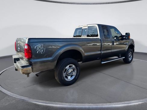 Used 2016 Ford F350 XLT image 4