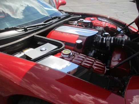 Used 1997 Chevrolet Corvette Coupe w/ Memory Pkg RWD image 16