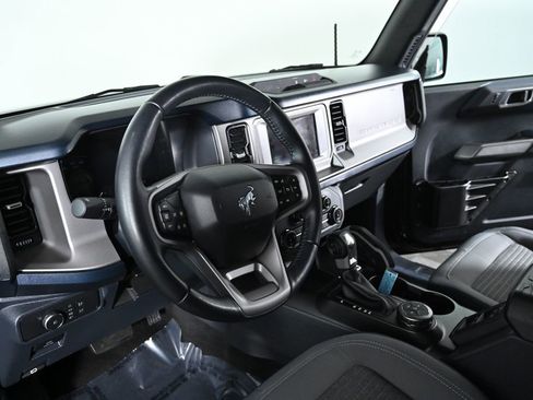 Used 2022 Ford Bronco Outer Banks image 13