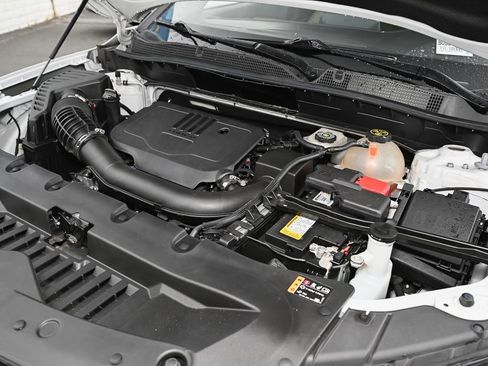 Used 2023 Chevrolet Blazer Premier FWD image 16