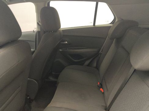 Used 2020 Chevrolet Trax LS w/ Tint and Cruise Package FWD image 18