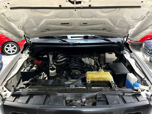 Used 2012 Nissan NV 3500 S RWD image 26