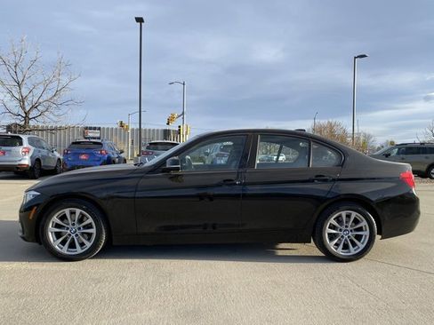 Used 2018 BMW 320i xDrive Sedan image 2