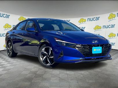 Used 2023 Hyundai Elantra SEL w/ Convenience Package