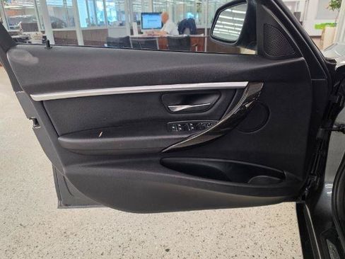 Used 2016 BMW 328i xDrive Sedan AWD/4WD image 33