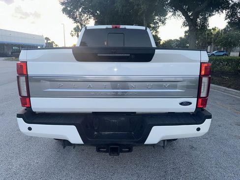 Used 2020 Ford F250 Platinum AWD/4WD image 4