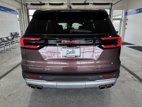 Used 2025 GMC Acadia Elevation image 13