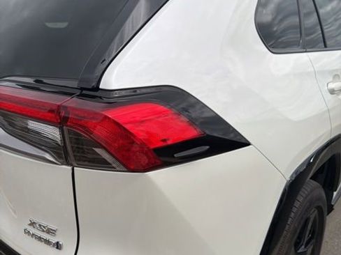 Used 2021 Toyota RAV4 XSE image 6