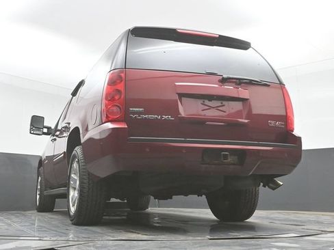 Used 2010 GMC Yukon XL SLT AWD/4WD image 47