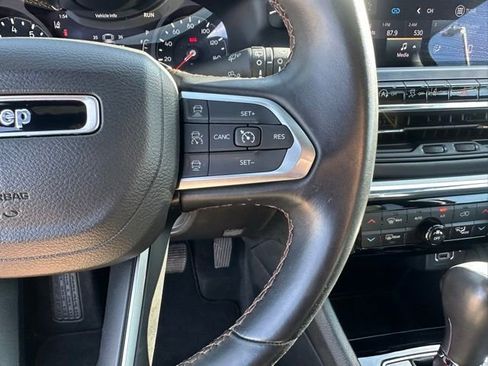 Used 2022 Jeep Compass Limited AWD/4WD image 5
