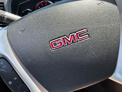 Used 2016 GMC Acadia SLT AWD/4WD image 21