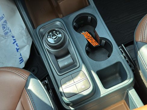 Used 2023 Ford Maverick Lariat w/ Lariat Luxury Package AWD/4WD image 22