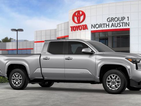 Used 2026 Toyota Tacoma SR5 AWD/4WD image 36